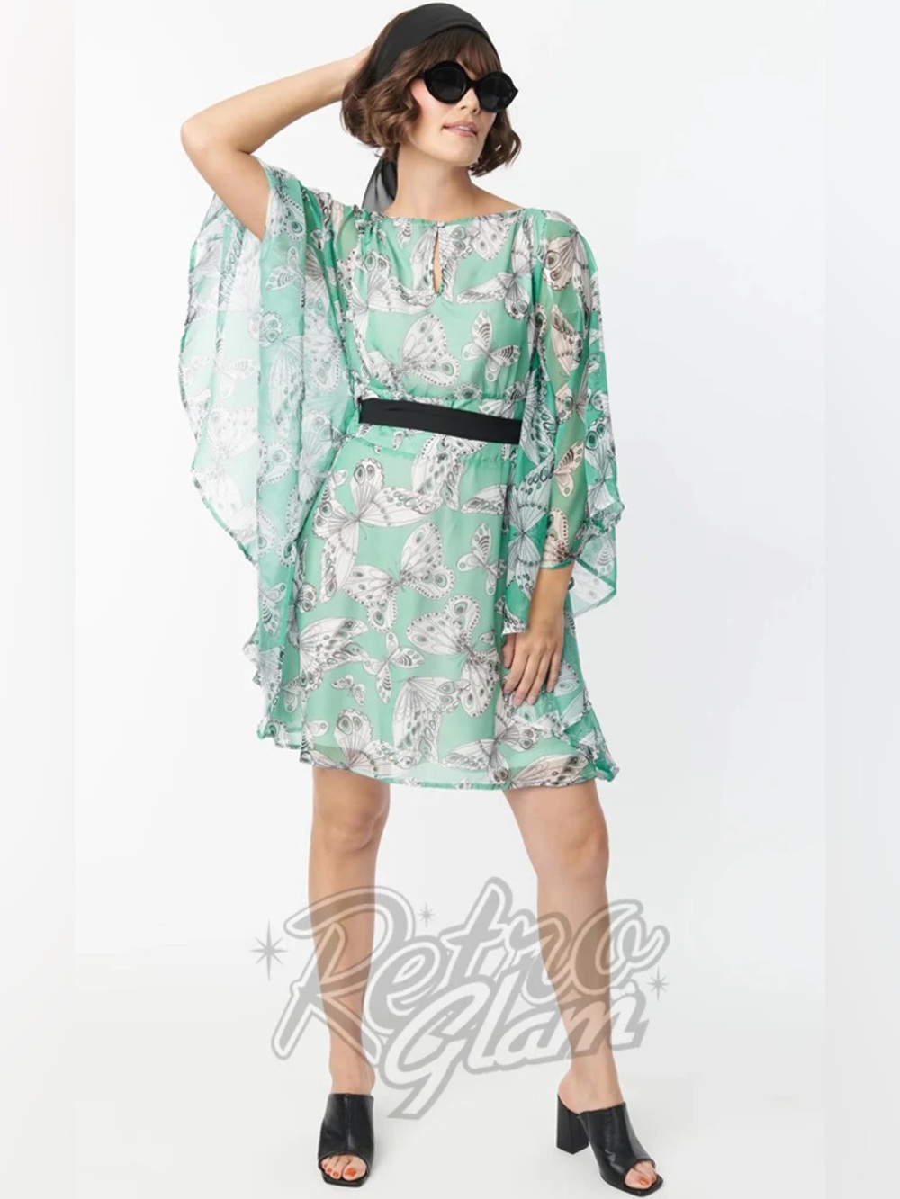 Smak Parlour green moth print belted dress NWT